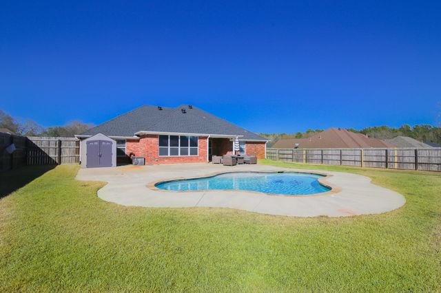 107 Mossy Creek Dr., Hallsville, TX 75650