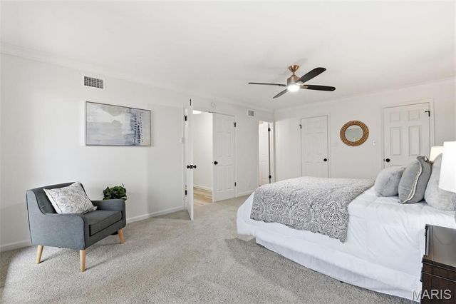 200 Ambridge Court 206, Chesterfield, MO 63017
