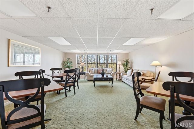 200 Ambridge Court 206, Chesterfield, MO 63017