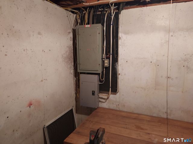 38 Old Middletown Avenue, East Hampton, CT 06424