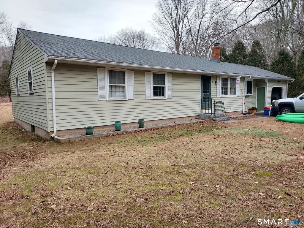 38 Old Middletown Avenue, East Hampton, CT 06424