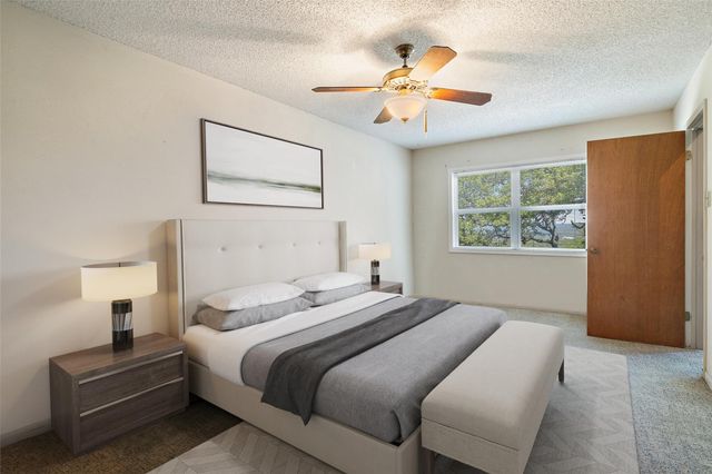 226 Hall LN, Spicewood, TX 78669