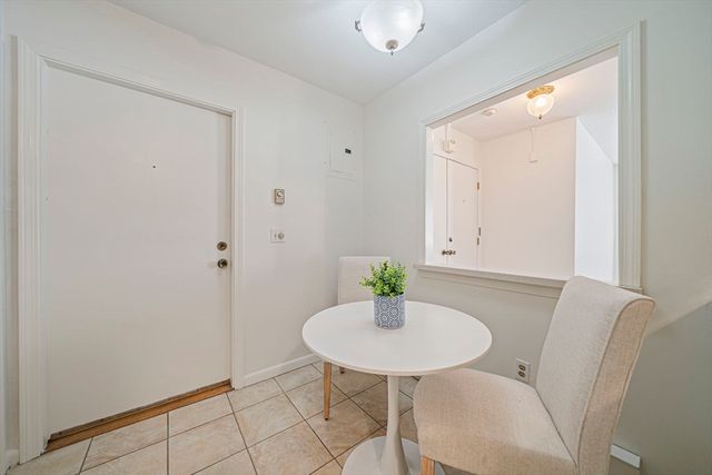 18 Royal Lake Dr 3, Braintree, MA 02184