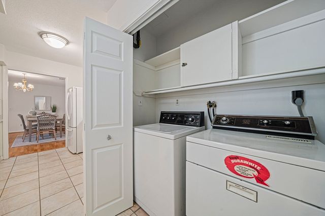 18 Royal Lake Dr 3, Braintree, MA 02184