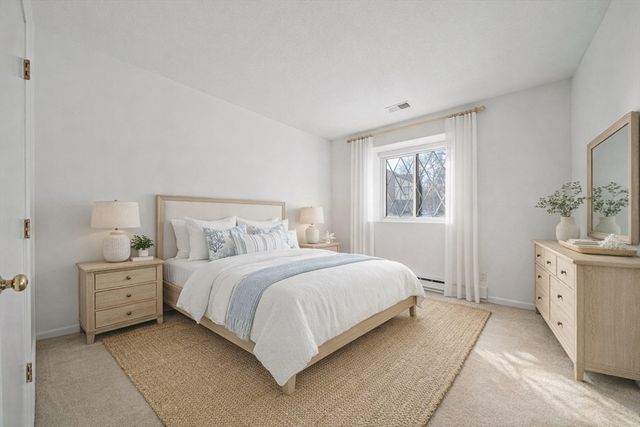 18 Royal Lake Dr 3, Braintree, MA 02184