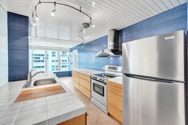1620 S Ocean Blvd Apt 14D 14-D, Lauderdale By The Sea, FL 33062
