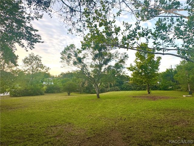 3645 E Country Side Drive, Inverness, FL 34452