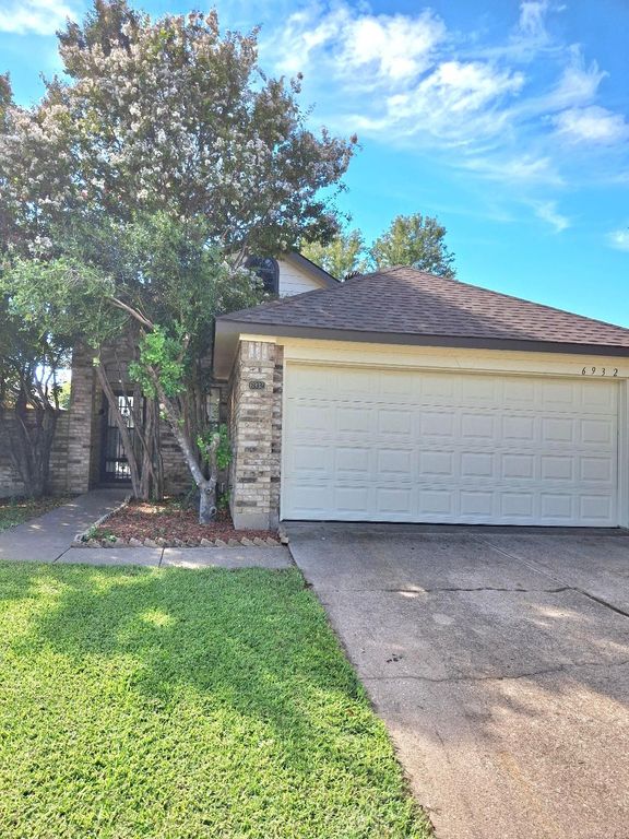 6932 Cheswick Drive, North Richland Hills, TX 76182 — exterior