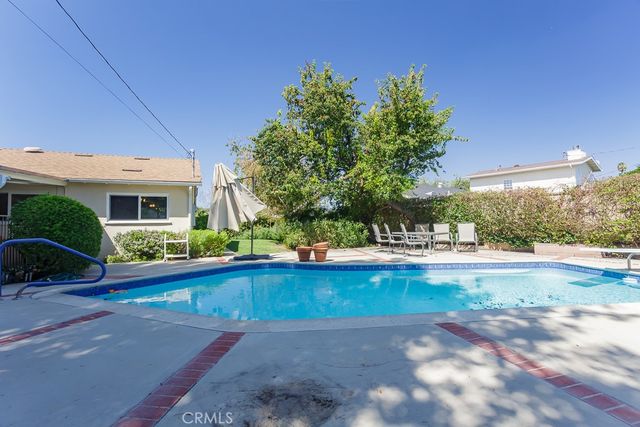 6530 Capistrano Avenue, West Hills, CA 91307