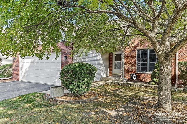 2714 Lake Side Circle, Joliet, IL 60431