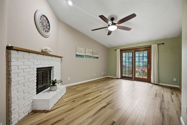 4 South Ridge Court, Coralville, IA 52241
