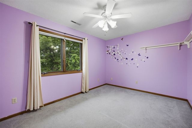 4 South Ridge Court, Coralville, IA 52241