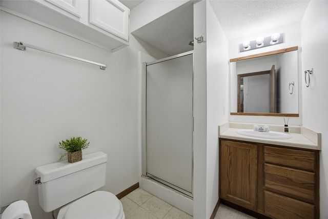 4 South Ridge Court, Coralville, IA 52241