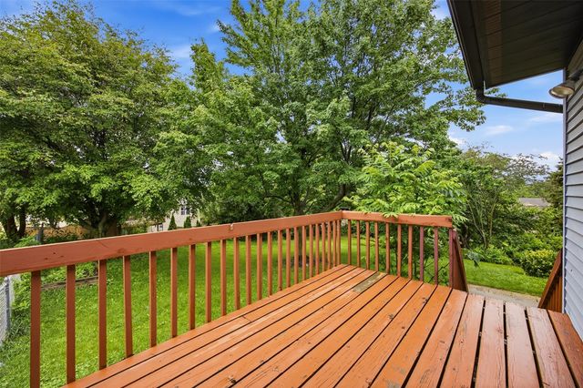 4 South Ridge Court, Coralville, IA 52241