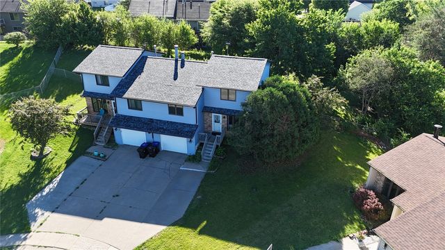 4 South Ridge Court, Coralville, IA 52241