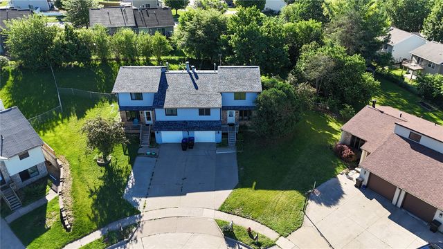 4 South Ridge Court, Coralville, IA 52241