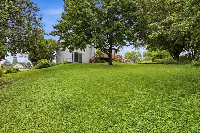 4 South Ridge Court, Coralville, IA 52241