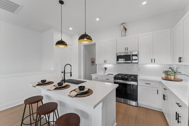 3009 Jensen Springs Lane, Houston, TX 77026