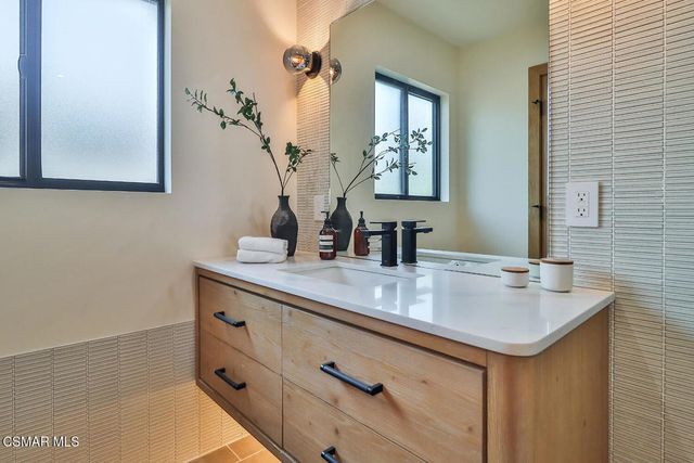 514 W Washington Boulevard, Pasadena, CA 91103