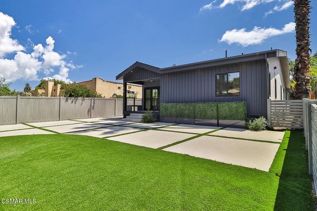 514 W Washington Boulevard, Pasadena, CA 91103