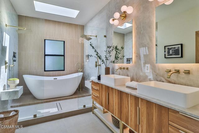 514 W Washington Boulevard, Pasadena, CA 91103