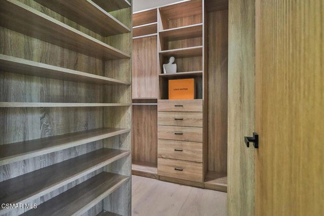 514 W Washington Boulevard, Pasadena, CA 91103