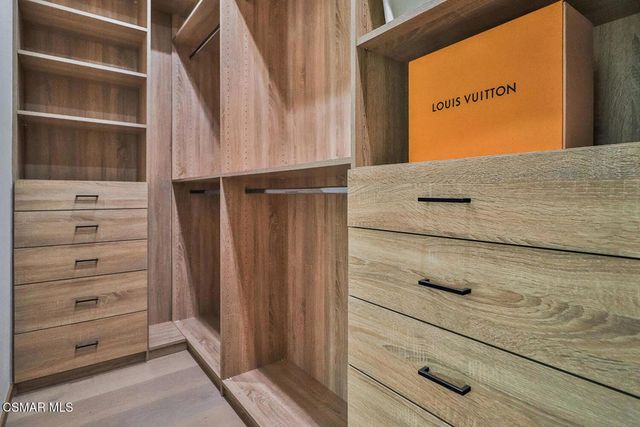 514 W Washington Boulevard, Pasadena, CA 91103