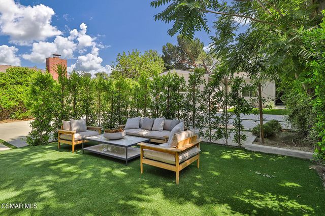 514 W Washington Boulevard, Pasadena, CA 91103