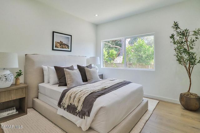 514 W Washington Boulevard, Pasadena, CA 91103