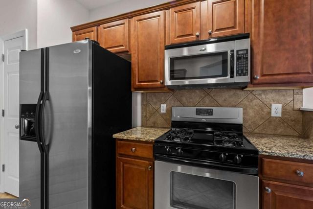 1340 Winshire Cove, Alpharetta, GA 30004