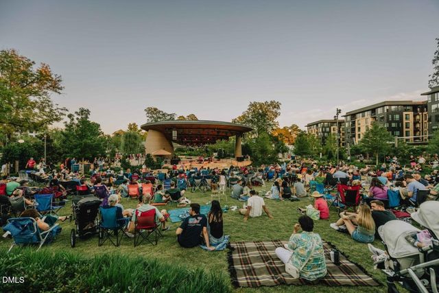 2534 Vining Branch Way, Apex, NC 27523