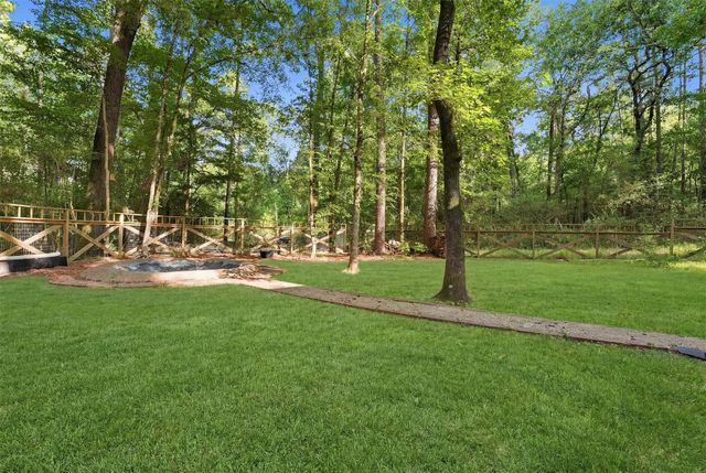 76 Corkwood Road, Trinity, TX 75862