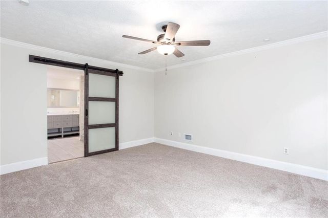 4817 Ridgewood Creek Drive, Acworth, GA 30102