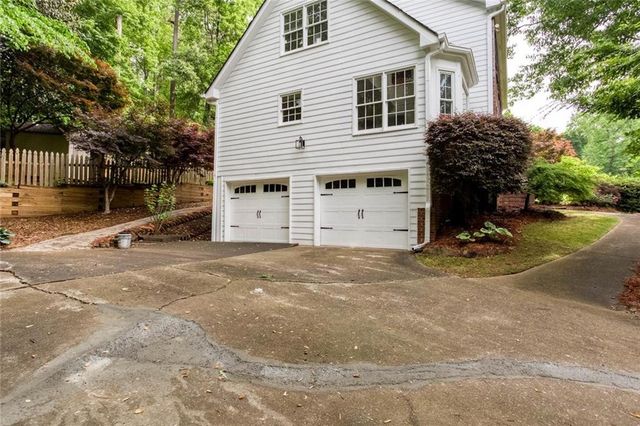 4817 Ridgewood Creek Drive, Acworth, GA 30102