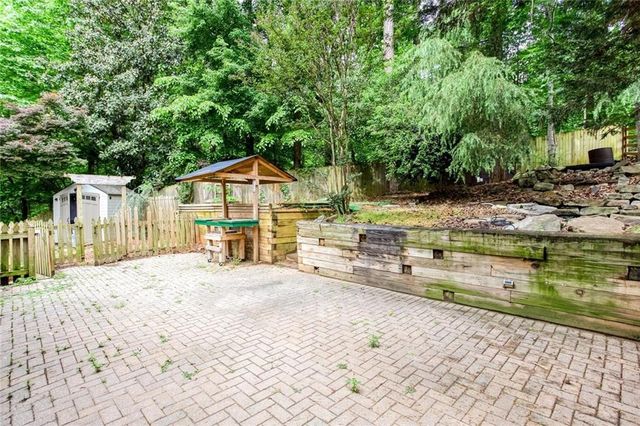 4817 Ridgewood Creek Drive, Acworth, GA 30102