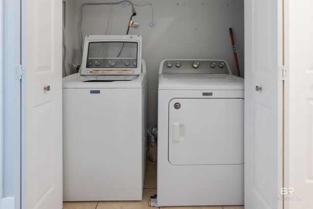 2200 W 22nd Street 101-B, Gulf Shores, AL 36542