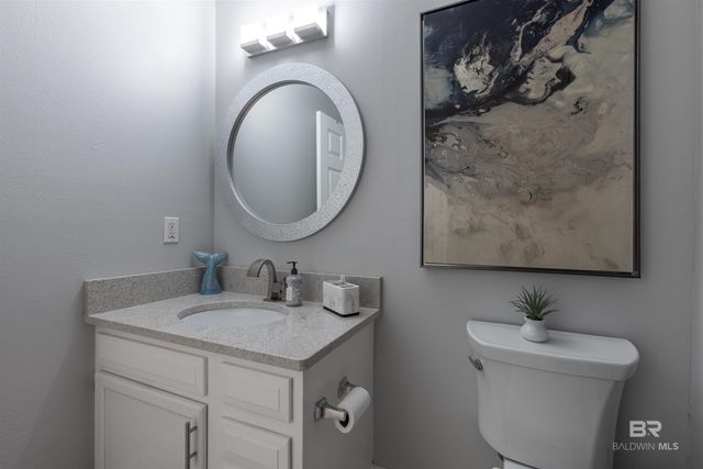 2200 W 22nd Street 101-B, Gulf Shores, AL 36542