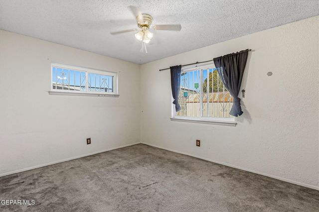 5729 LONGVIEW Drive, El Paso, TX 79924