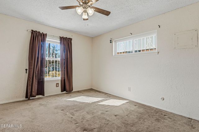 5729 LONGVIEW Drive, El Paso, TX 79924