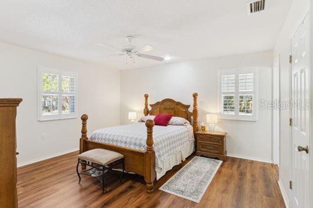 Image 26 of property listing at 10744 W BEACH PARKWAY, Lake Wales, FL 33898