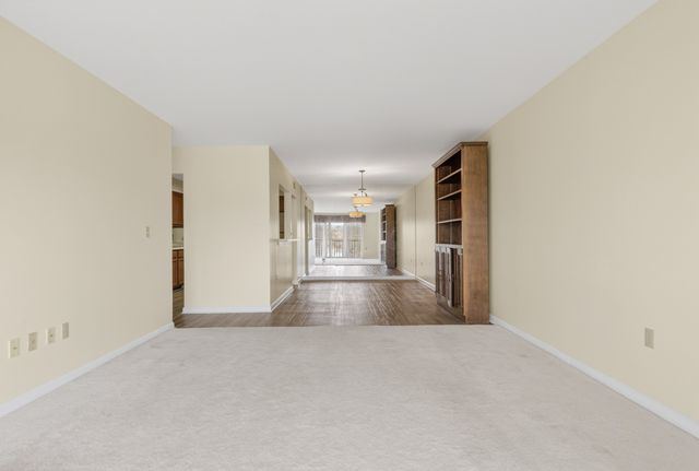 200 Sanders Ferry Rd Apt 2308, Hendersonville, TN 37075