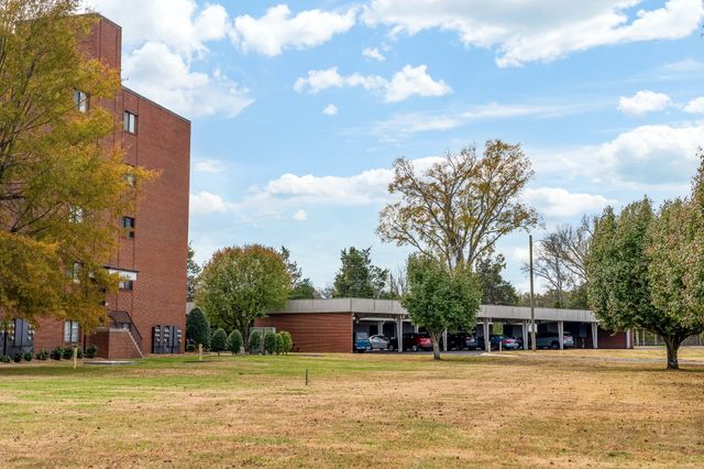 200 Sanders Ferry Rd Apt 2308, Hendersonville, TN 37075