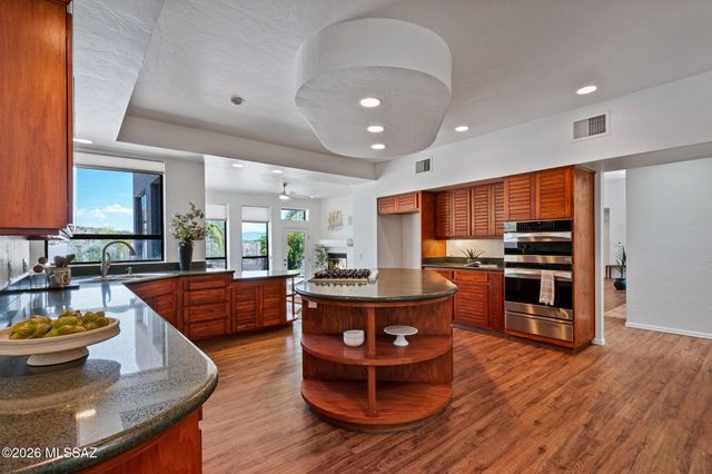 3441 E Cathedral Rock Circle, Tucson, AZ 85718