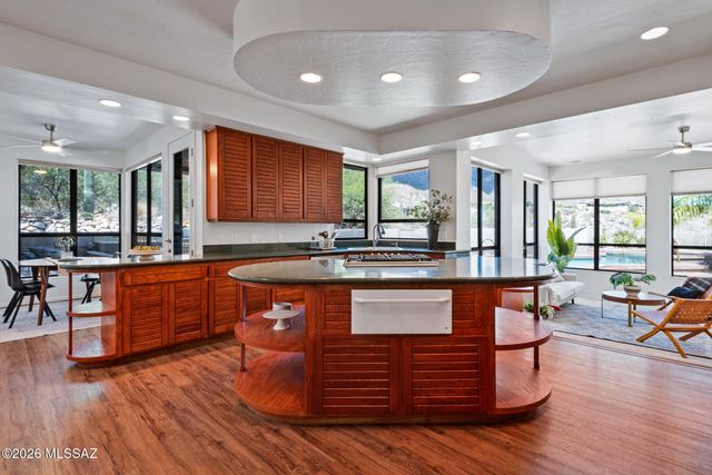 3441 E Cathedral Rock Circle, Tucson, AZ 85718