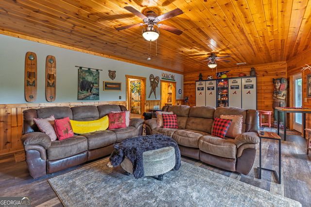55 Ridge Top Drive, Ellijay, GA 30536