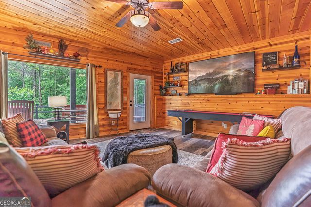 55 Ridge Top Drive, Ellijay, GA 30536