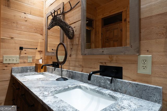 55 Ridge Top Drive, Ellijay, GA 30536