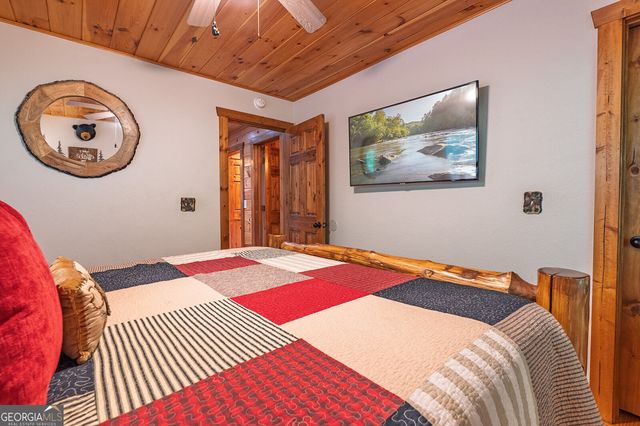 55 Ridge Top Drive, Ellijay, GA 30536