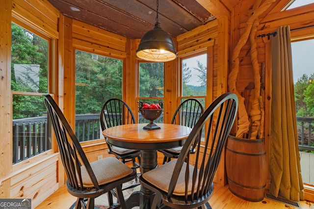 55 Ridge Top Drive, Ellijay, GA 30536