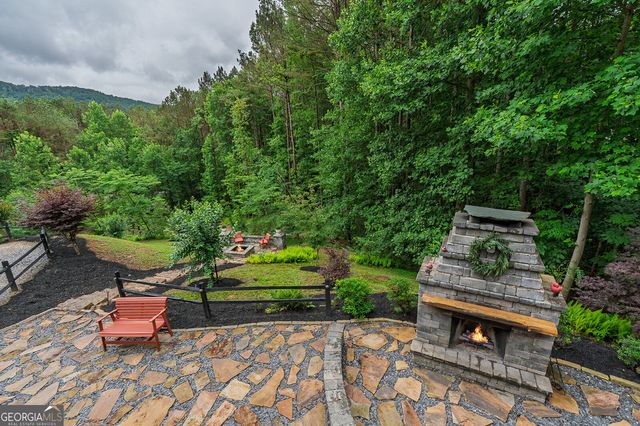 55 Ridge Top Drive, Ellijay, GA 30536